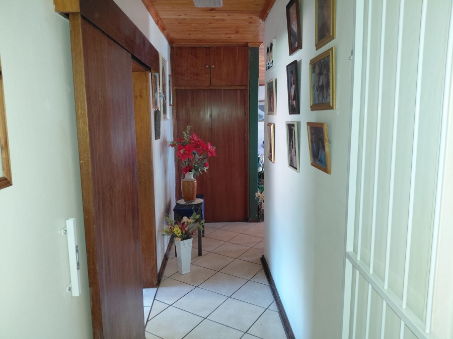 4 Bedroom Property for Sale in Bothasrus Eastern Cape
